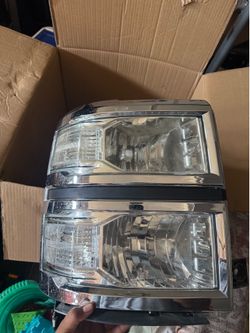 2014 - 2015 Chevy Silverado 1500 Headlight/Taillight Combo