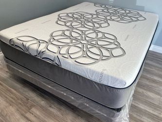 Queen Sky Comfort Bamboo Cool Gel Memory Foam Mattress