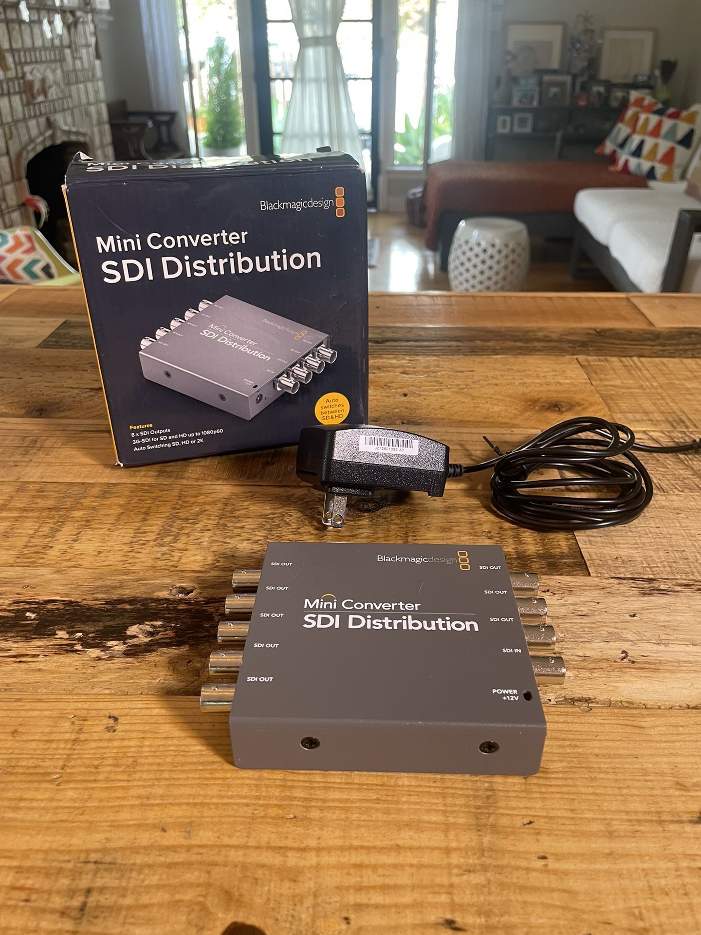 BlackMagic Design SDI Distribution Mini converter
