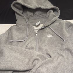 Nike Hoodie Grey