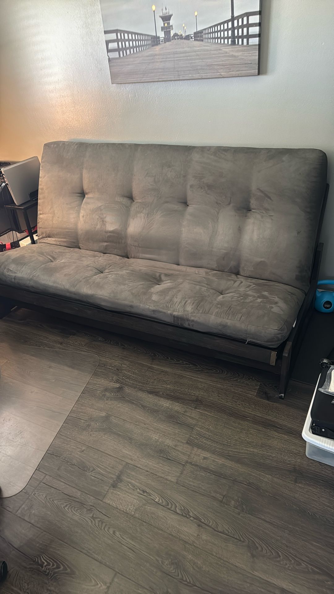 Like new futon