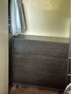 Three drawer dresser