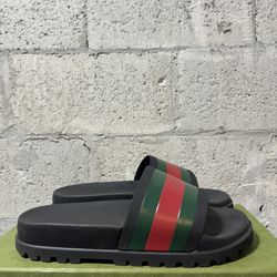 Gucci Slides New With Papers Box Size 10