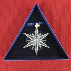 Swarovski 2005 Annual Edition Christmas Star Ornament - Rockefeller Center (Model #680502)