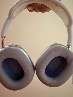 AirPod max gen 2