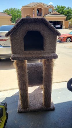 Cat tree