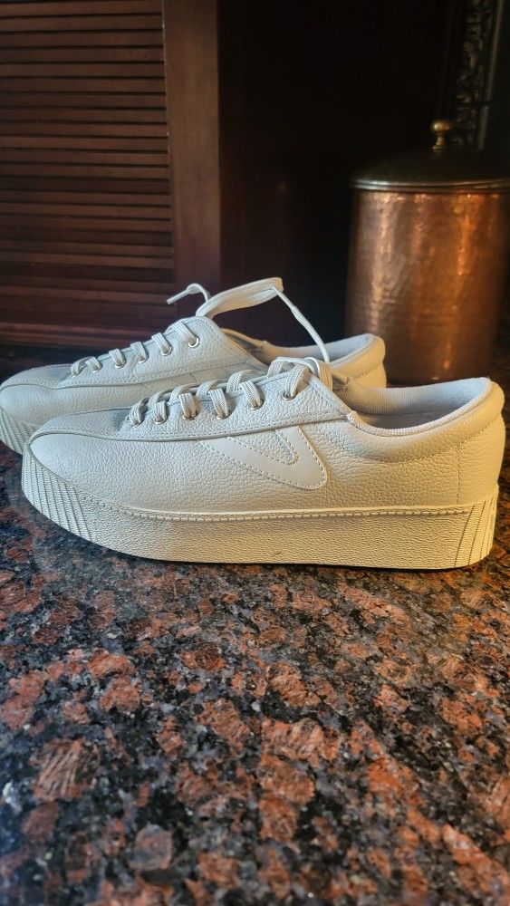 Tretorn Leather Platform Sneakers. Never Worn, Beige