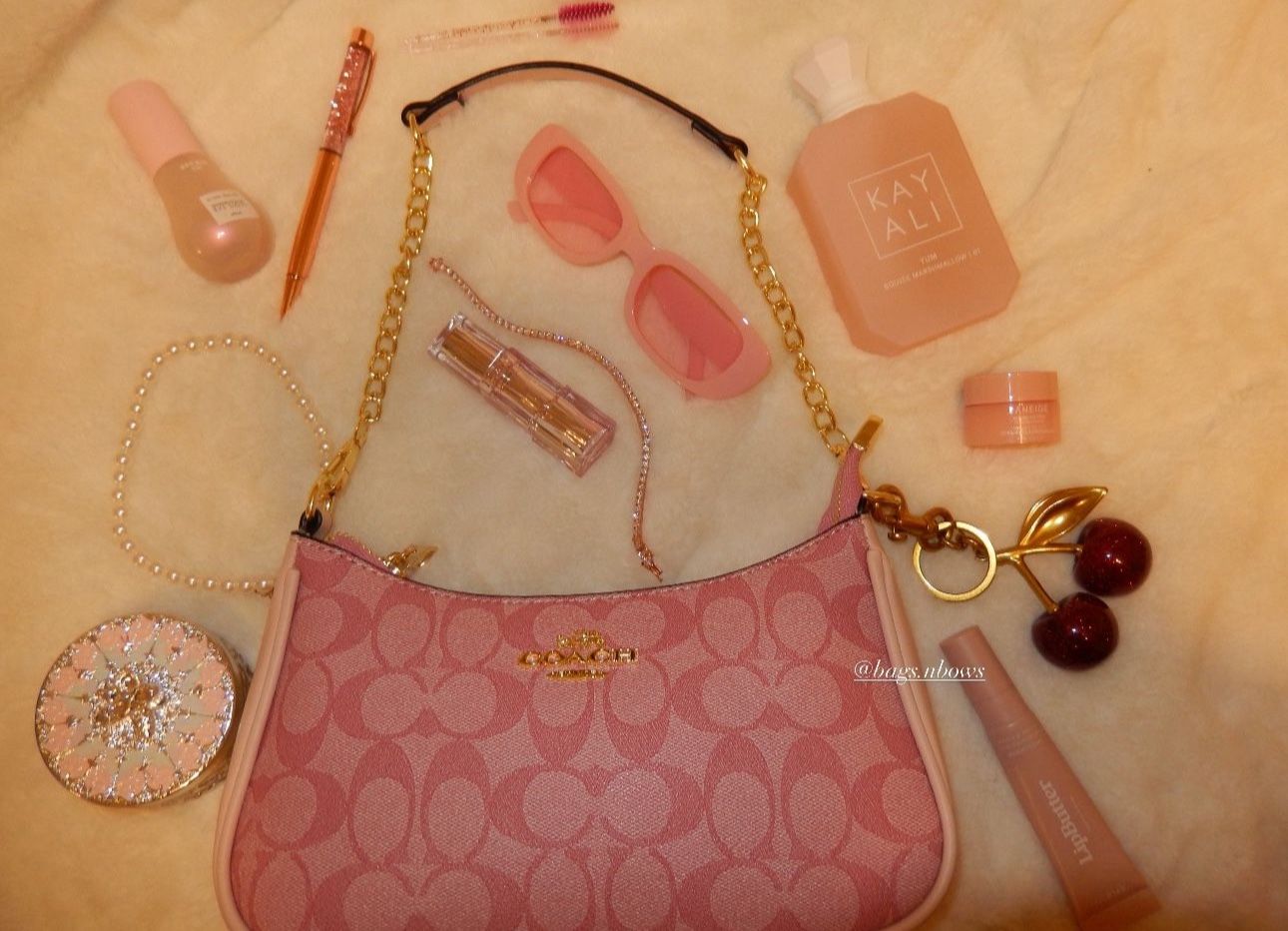 Pink Coach Terry Shoulder Purse 🎀