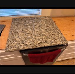 Granite countertop remnant
