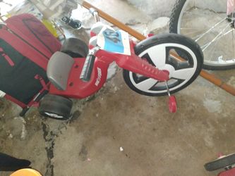 Radio Flyer Racing Tricycle