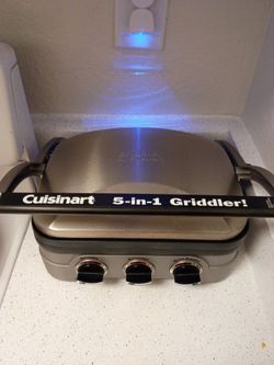 Cuisinart 5 in 1 griller open box never used NEW! Works great!