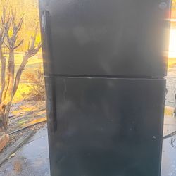 General Electric Refrigerator 