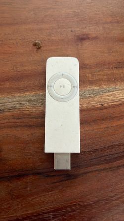 Apple iPod Shuffle (4th Generation) – 2GB Silver | working Condition