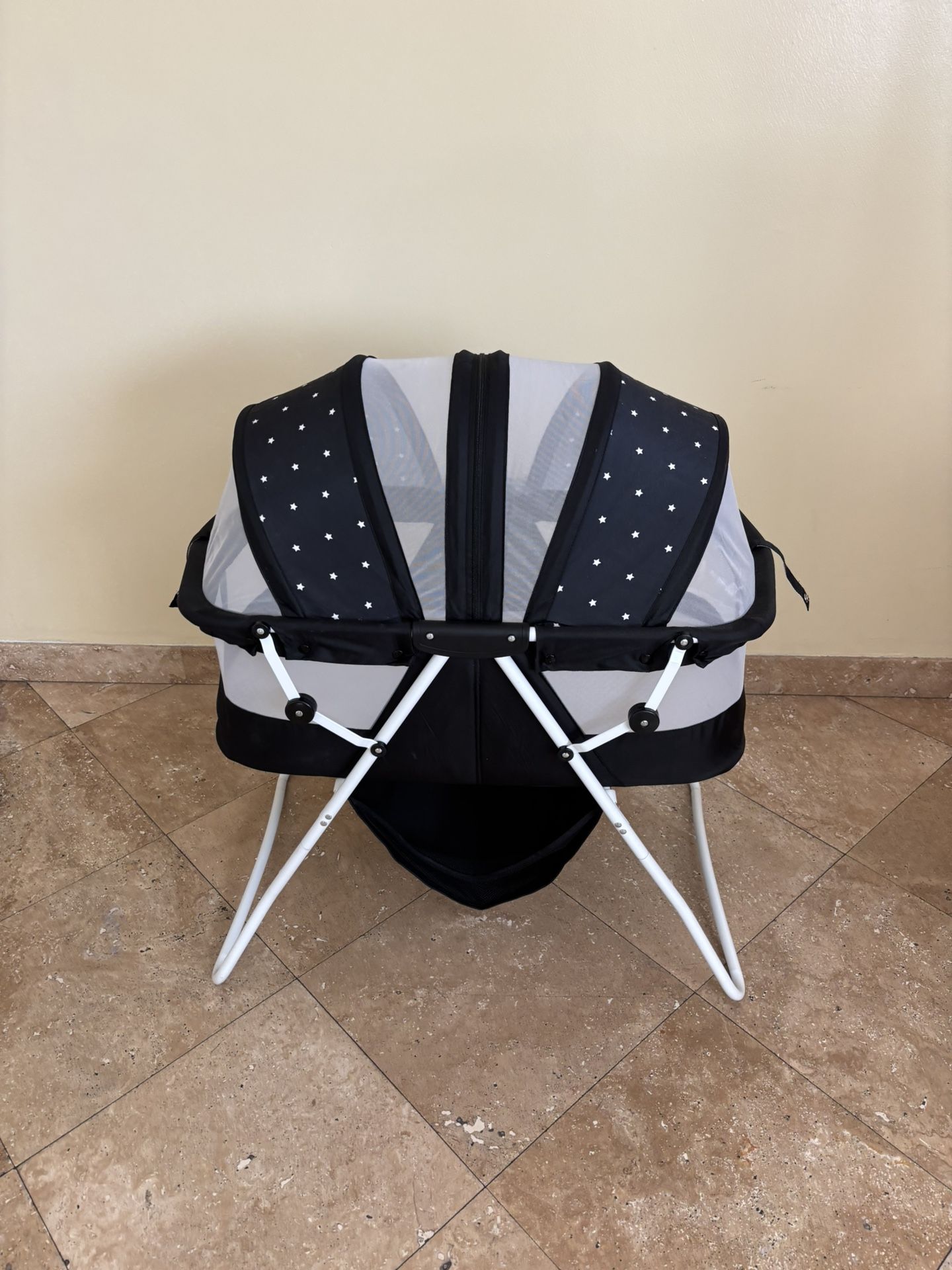 Dream On Me Baby Bassinet