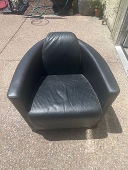 Club/Aviator Chair