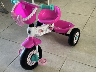 Minnie Mouse Tricycle for Toddlers, Pink