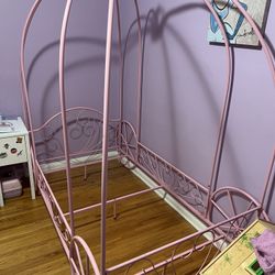 Pink Carriage Twin Bed