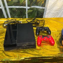 PS4 Console With Two Controllers 