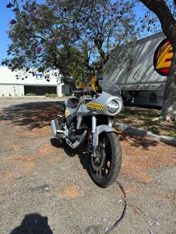KPM RS 200cc EFI Motorcycle | 6-Speed 4 Valve Demo Model 