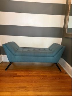 Modern Tufted Accent Bench / Entryway Bench – Teal Blue
