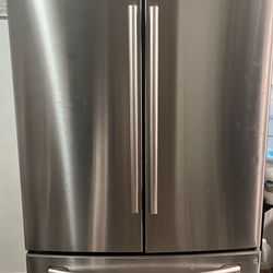 Samsung refrigerator needs fixing