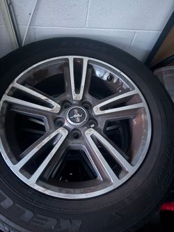 3 Ford Mustang OEM Alloy Wheel with Tire