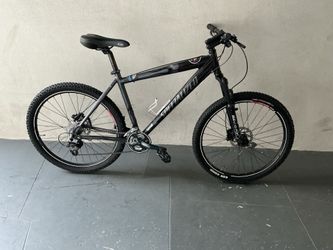 BICYCLE SPECIALIZED 21 SPEED SIZE 26 BRAND NEW