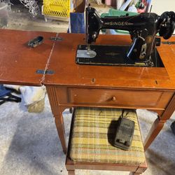 1948 Singer Sewing Machine Table 