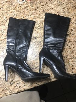Gianni Bini Black leather boots size 9 1/2 M