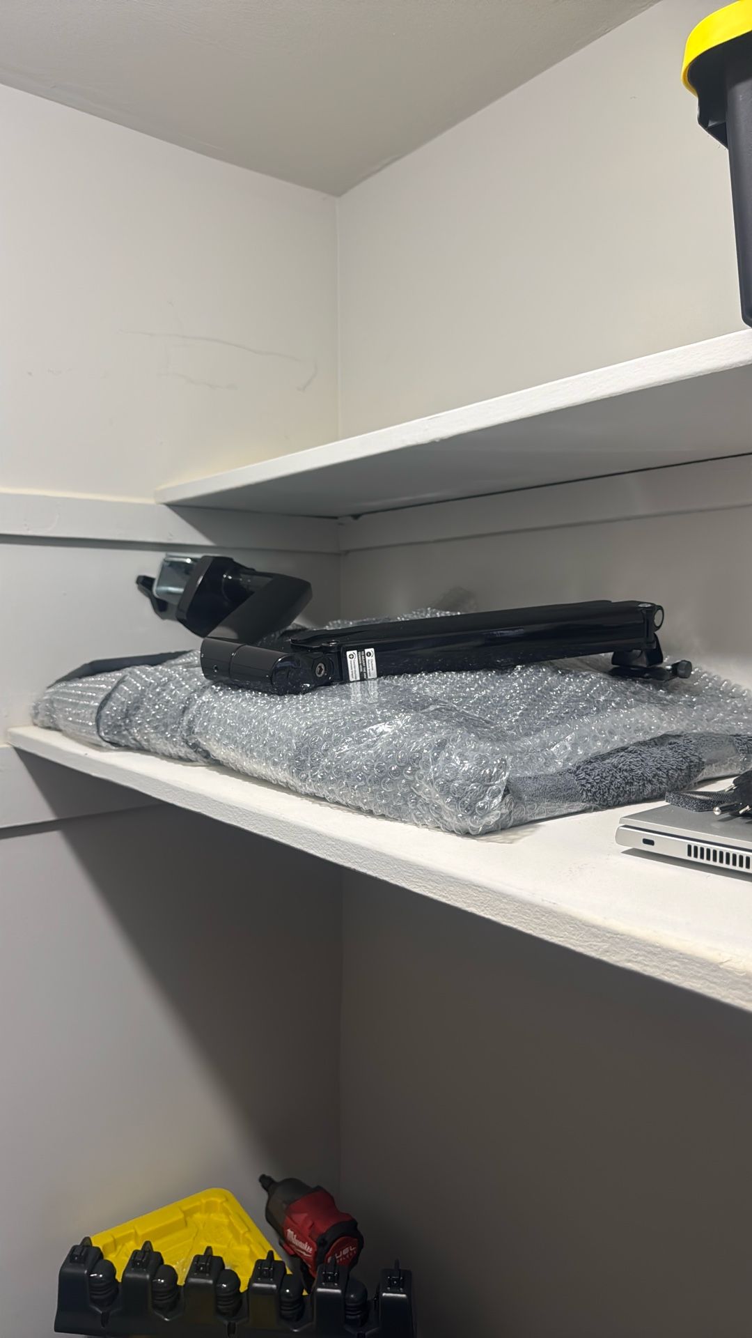 Dell 32 Inch Gaming Monitor And Desk Arm 