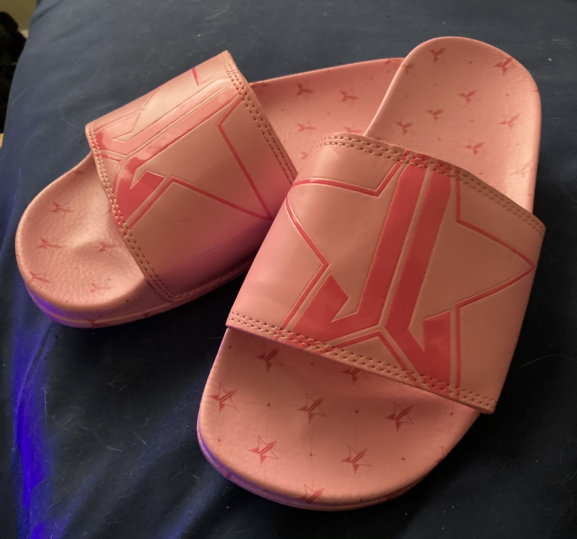 Jeffree Star Cosmetics Slides
