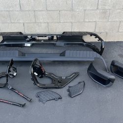 2019-2025 Chevrolet Silverado Gmc Sierra 1500 Rear  Bumper Oem