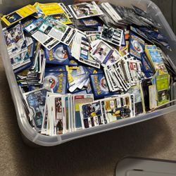 10-20,000+ Sports,Pokemon Cards