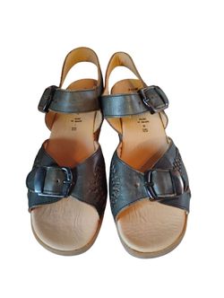 Famolare Women's Shoes