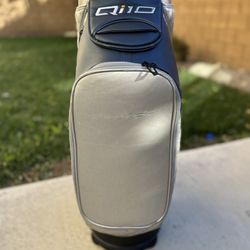 Taylormade Qi10 Staff Golf Bag