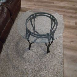 Circle End Table