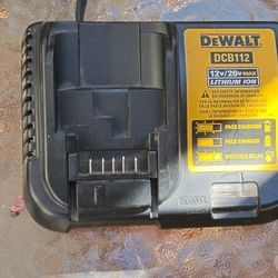 DeWalt Battery Charger 12 Volt Through 20 Volt Model Number Dcb112 Lithium Ion Max
