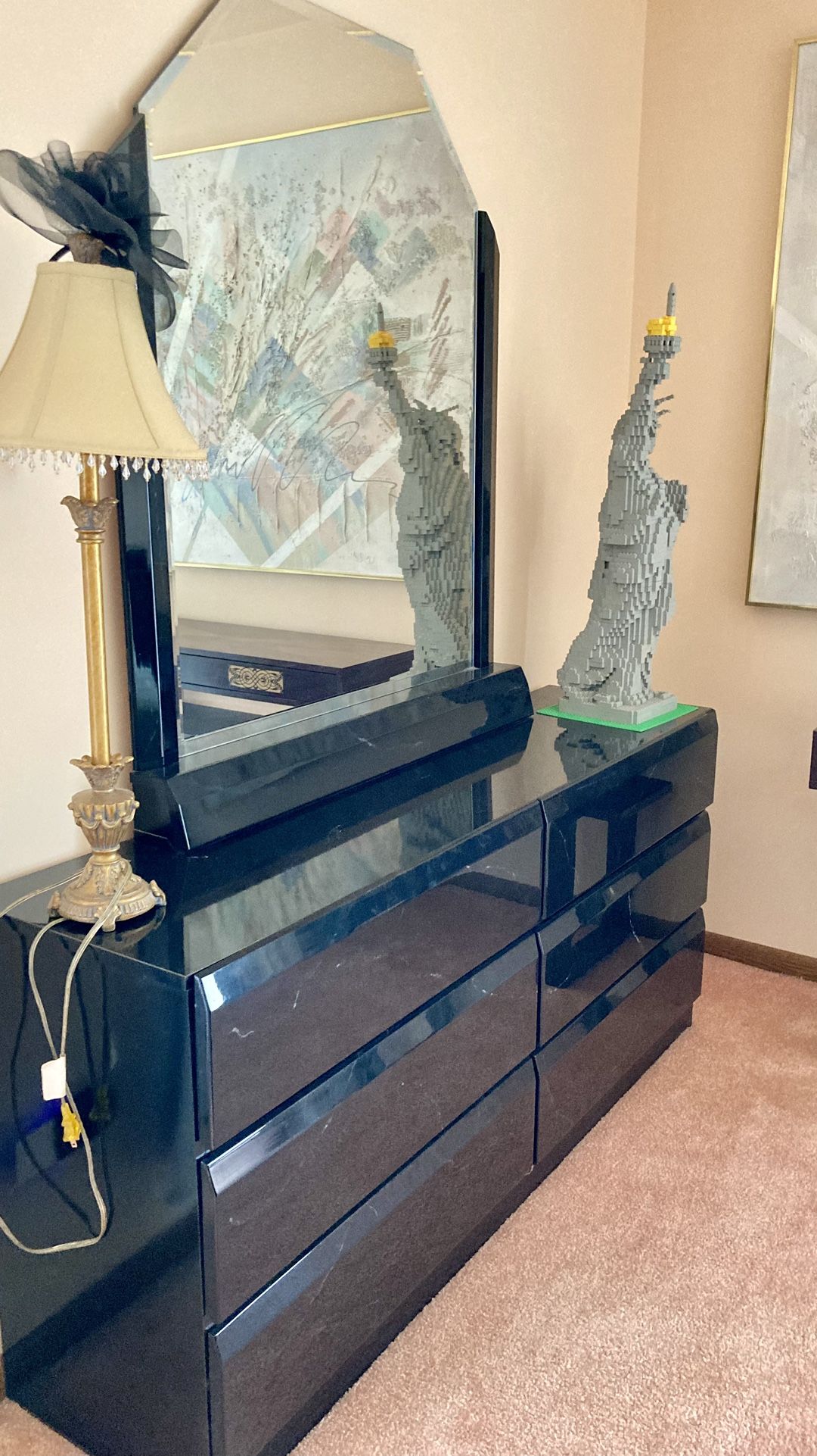Shiny Black Marble Like King Bedroom Set Perfect Condition
