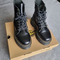 Dr. Martens