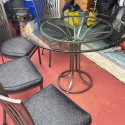42” Kitchen Table Set