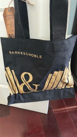 Barnes and noble tote