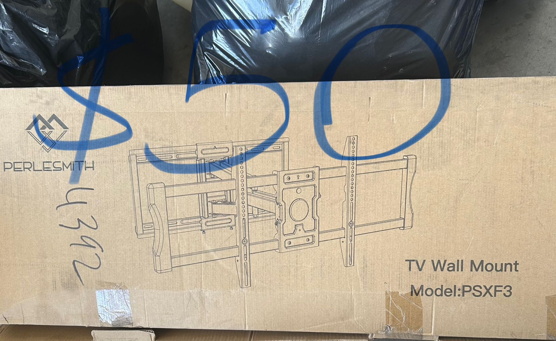 TV wall mount COMPLETELY BRAND NEW