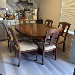 Beautiful Wood Dining Table with 6 Chairs – Includes Leaf!