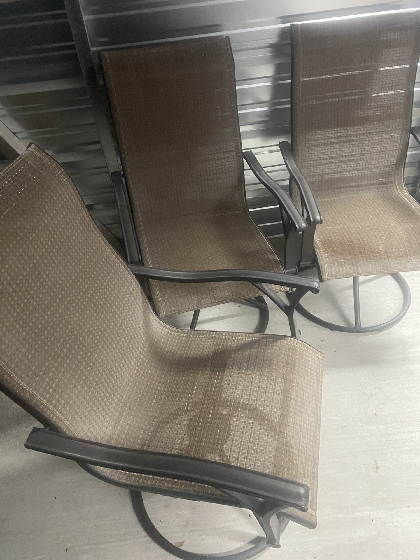 COMFY/WEATHER TOUGH- Swivel Chairs. 