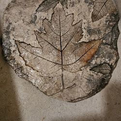 Maple Leaf Stepping Stone/ Yard Art