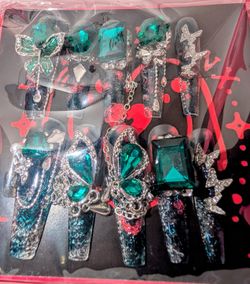 New Acrylic Nail Sets 