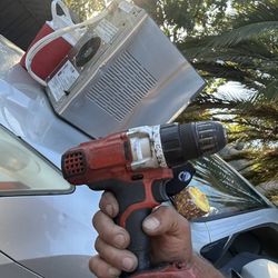 Milwaukee Drill 20 V