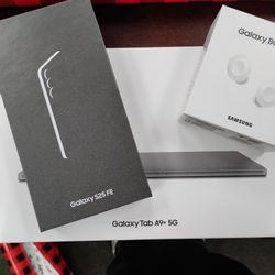 Get A Samsung Bundle For The Holiday At Cricket 🤩