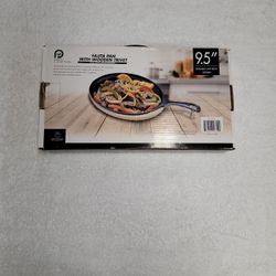 pan with wooden trivet