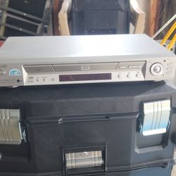 Sony DVP-NS700P DVD CD Player TESTED and WORKS.
